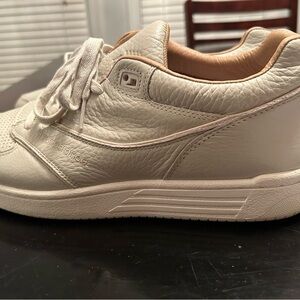 New Balance Cream Leather Men's Shoes